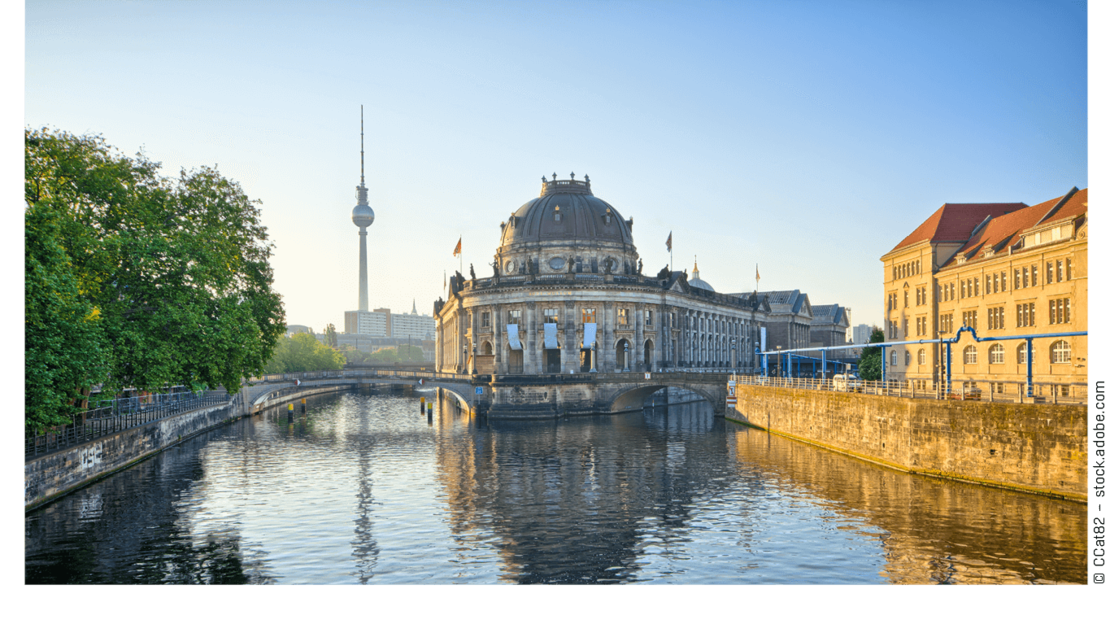 Conquer the City - Berlin The Spree with the Museum Island