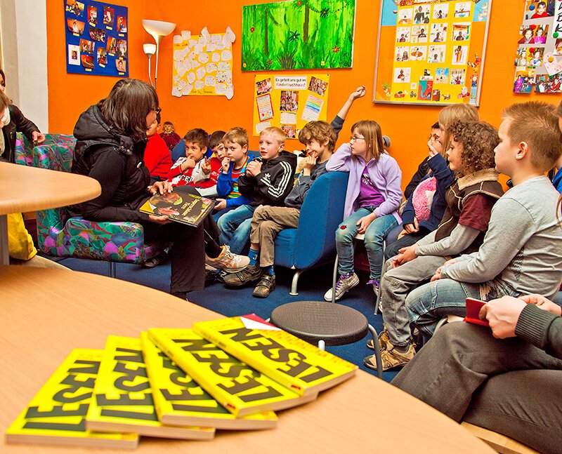 Im Kinderbuchhaus Fürth lernen Kinder das Lesen.