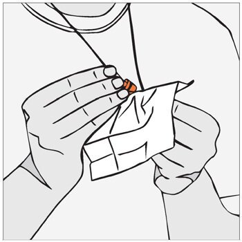 Easy to clean with uvex damp cleaning cloth Easy to clean with uvex damp cleaning cloth