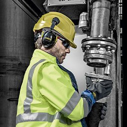 How to protect employees against hearing loss How to protect employees against hearing loss