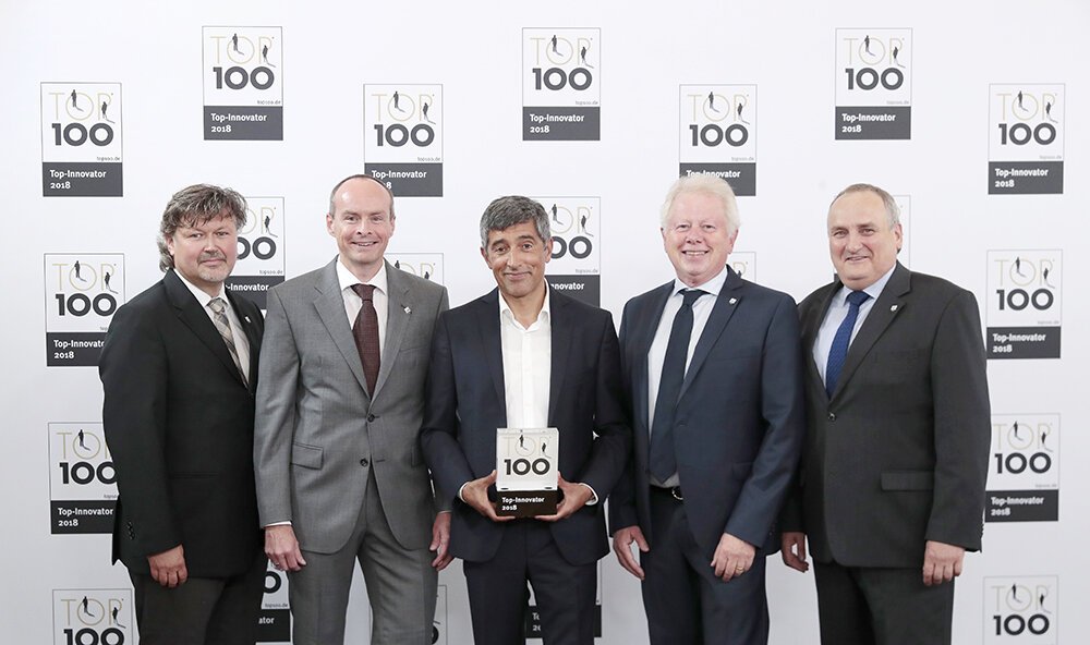 Feierliche Übergabe der Auszeichnung von Mentor Ranga Yogeshwar am 29. Juni 2018 im Rahmen des 5. Deutschen Mittelstands-Summit in Ludwigsburg. Feierliche Übergabe der Auszeichnung von Mentor Ranga Yogeshwar am 29. Juni 2018 im Rahmen des 5. Deutschen Mittelstands-Summit in Ludwigsburg.
