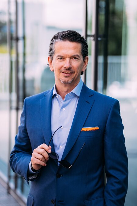 Michael Winter, Managing Partner Michael Winter, Managing Partner