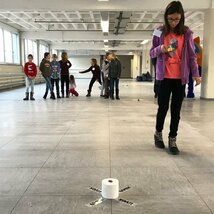 kinder-bei-einem-spiel-am-buß-und-bettag-bei-der-uvex-group