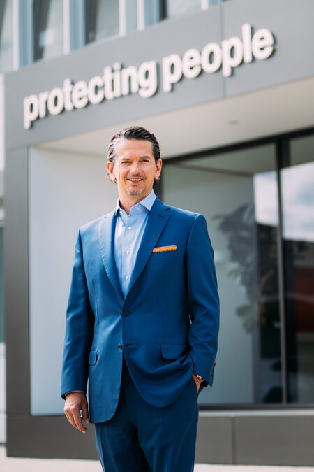 Michael Winter, Geschäftsführender Gesellschafter // Managing Partner Michael Winter, Geschäftsführender Gesellschafter // Managing Partner