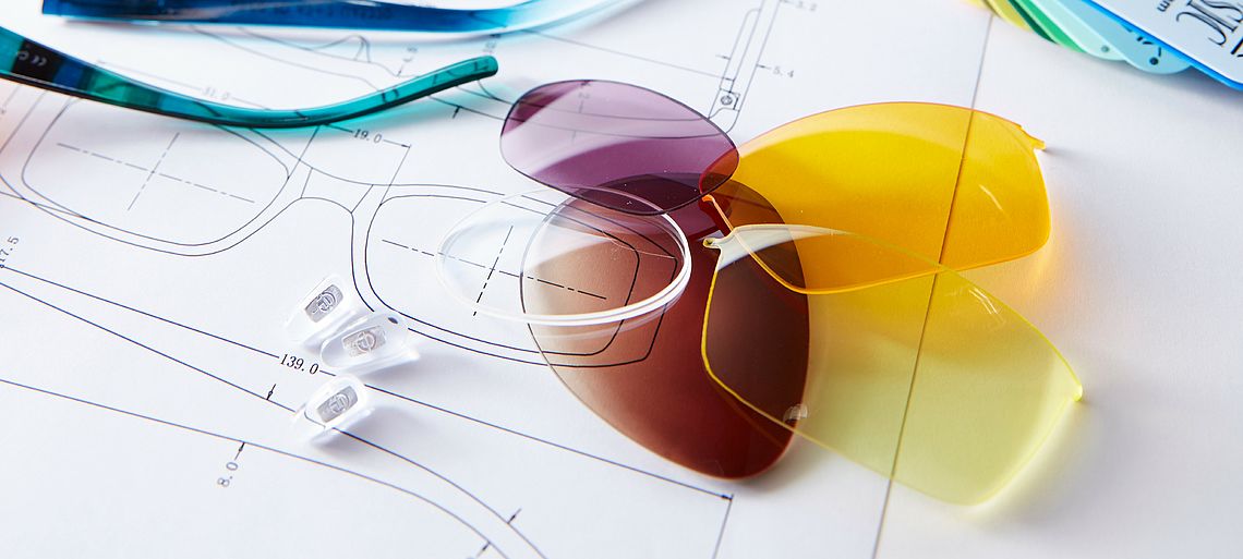 Technologie, Scheibenmaterial, Gläser, Brille