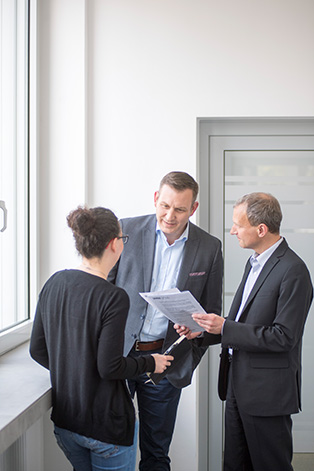 uvex - group - Wir sind unternehmerisch !