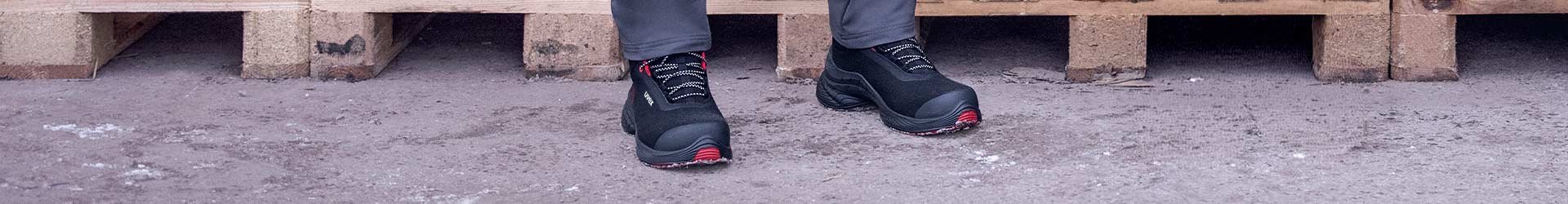 Anti-fatigue, shock absorbing safety footwear