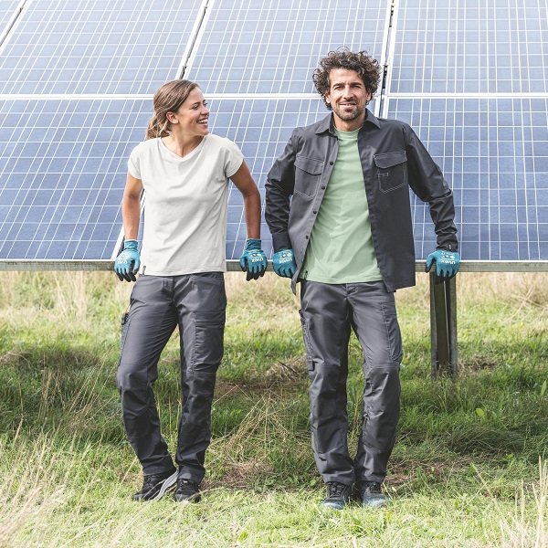 [Translate to French:] Compostable workwear