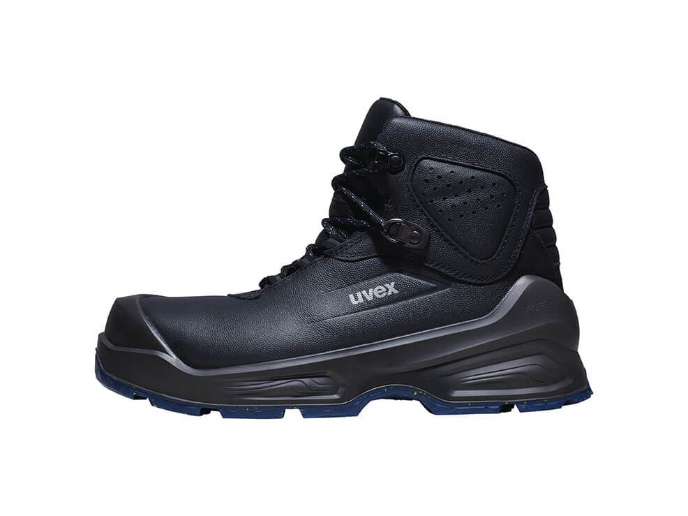 uvex 3 MACSOLE safety boots with contact heat-protection