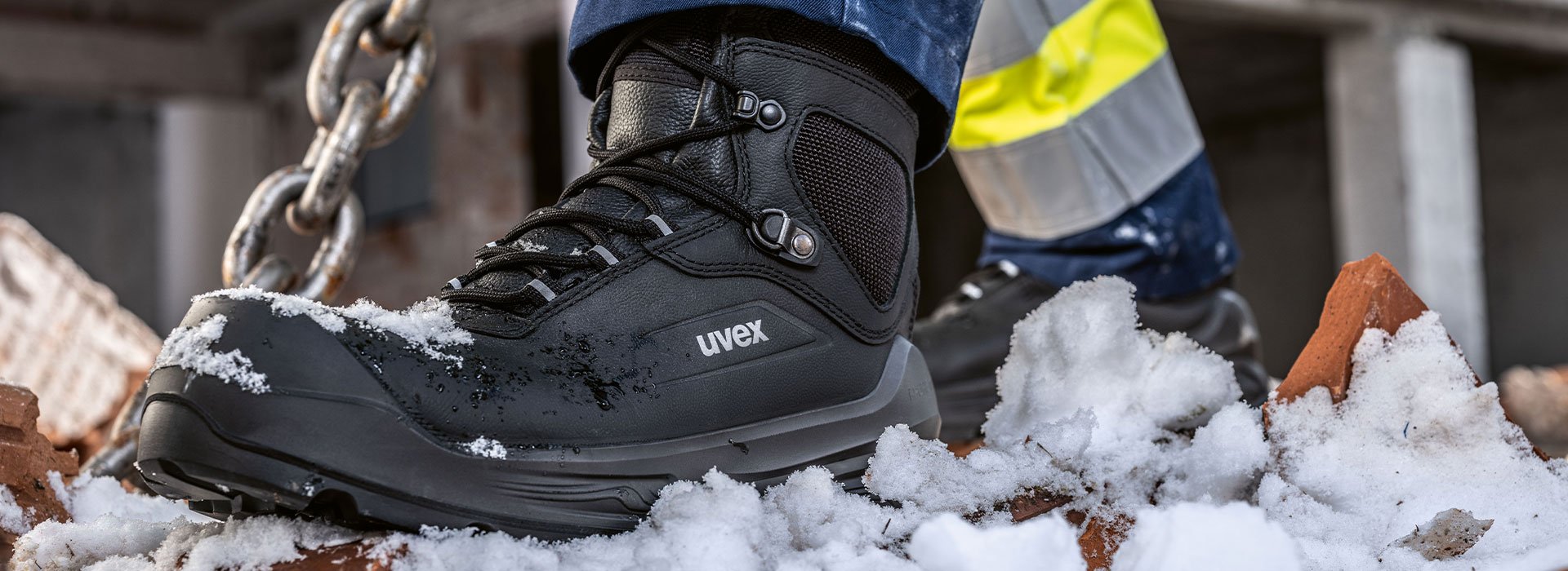 uvex S3 safety boots for harsh weather, rain and snow