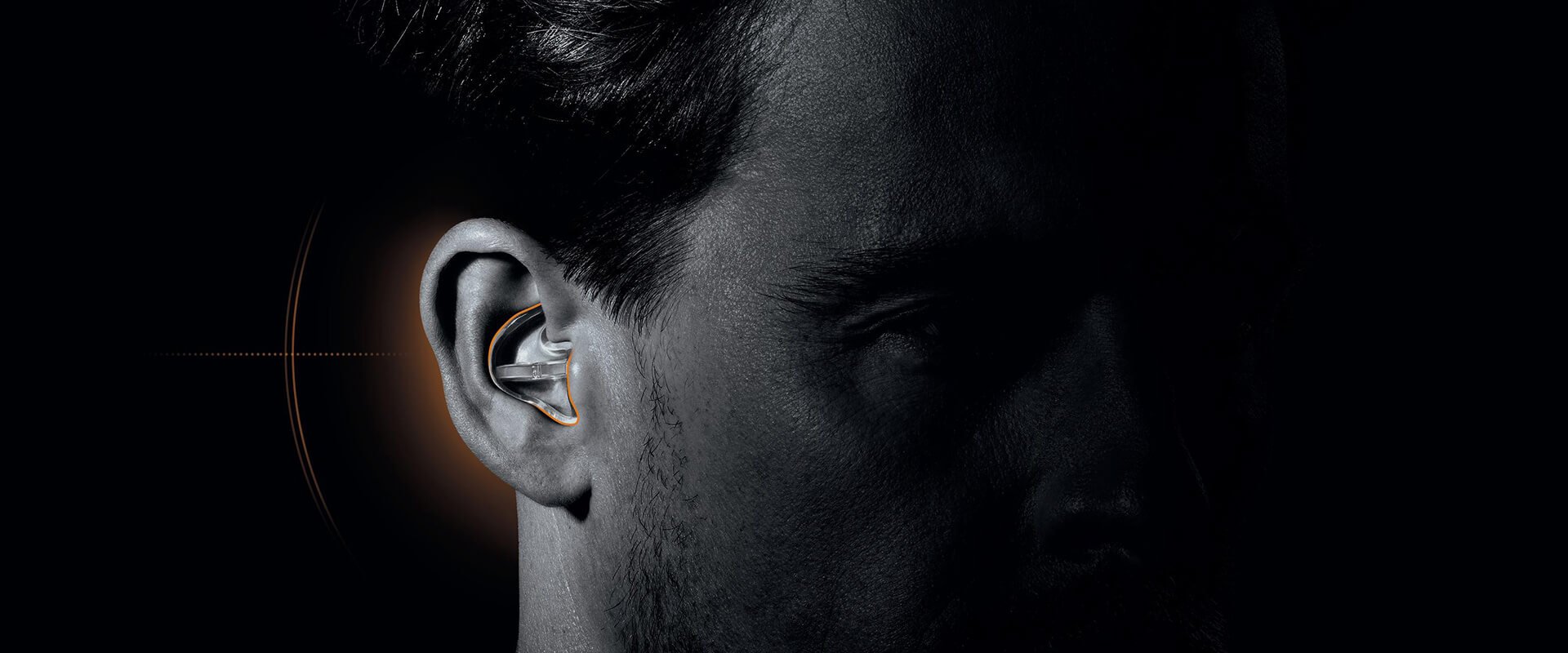 Bild eines Ohrs mit Otoplastik