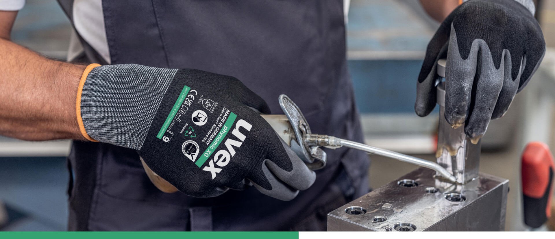 uvex XG planet safety glove, excellent grip in oily environments, sustainable materials, touchscreen compatible