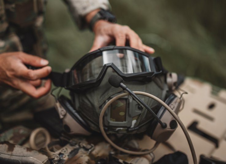 uvex apache goggle ballistic full-view safety goggles can be combined with helmets