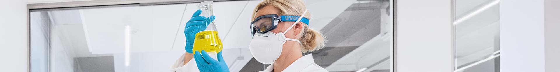 High performance filtering face masks