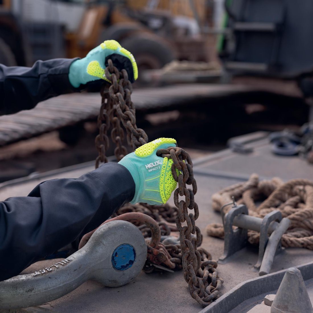 HexArmor Helix® 3004IMP safety gloves