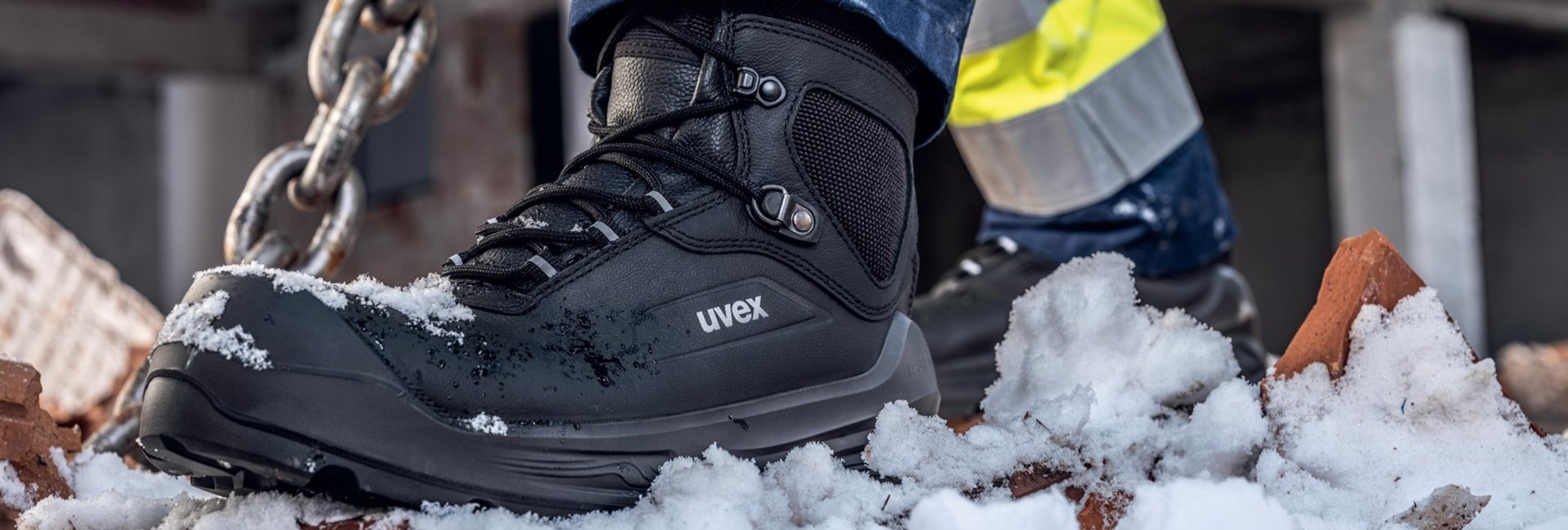 Winterstiefel von uvex gegen Kälte