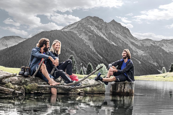 [Translate to French:] [Translate to French:] uvex suXXeed - Arbeitskleidung, die Sie auch in der Freizeit tragen können