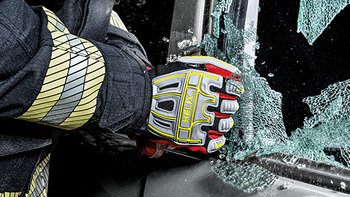 [Translate to French:] HexArmor Schutzhandschuh für den Bereich Fire & Rescue