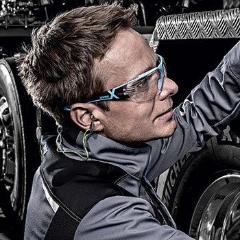 Choosing the right sized hearing protection
