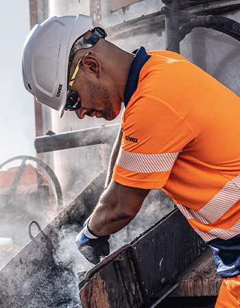 Safety helmets for Rail sector