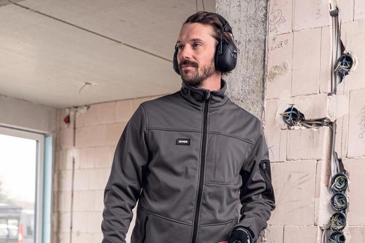 Professionelle Softshell-Arbeitsjacke für indoor und outdoor