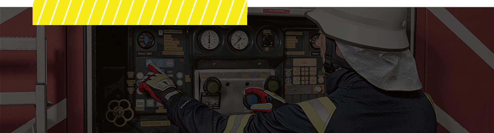 Schutzausrüstung für Fire brigade emergency personnel in operational hygiene