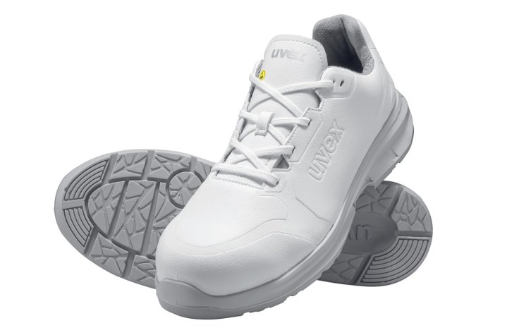 Easy to clean work shoes for the kitchen