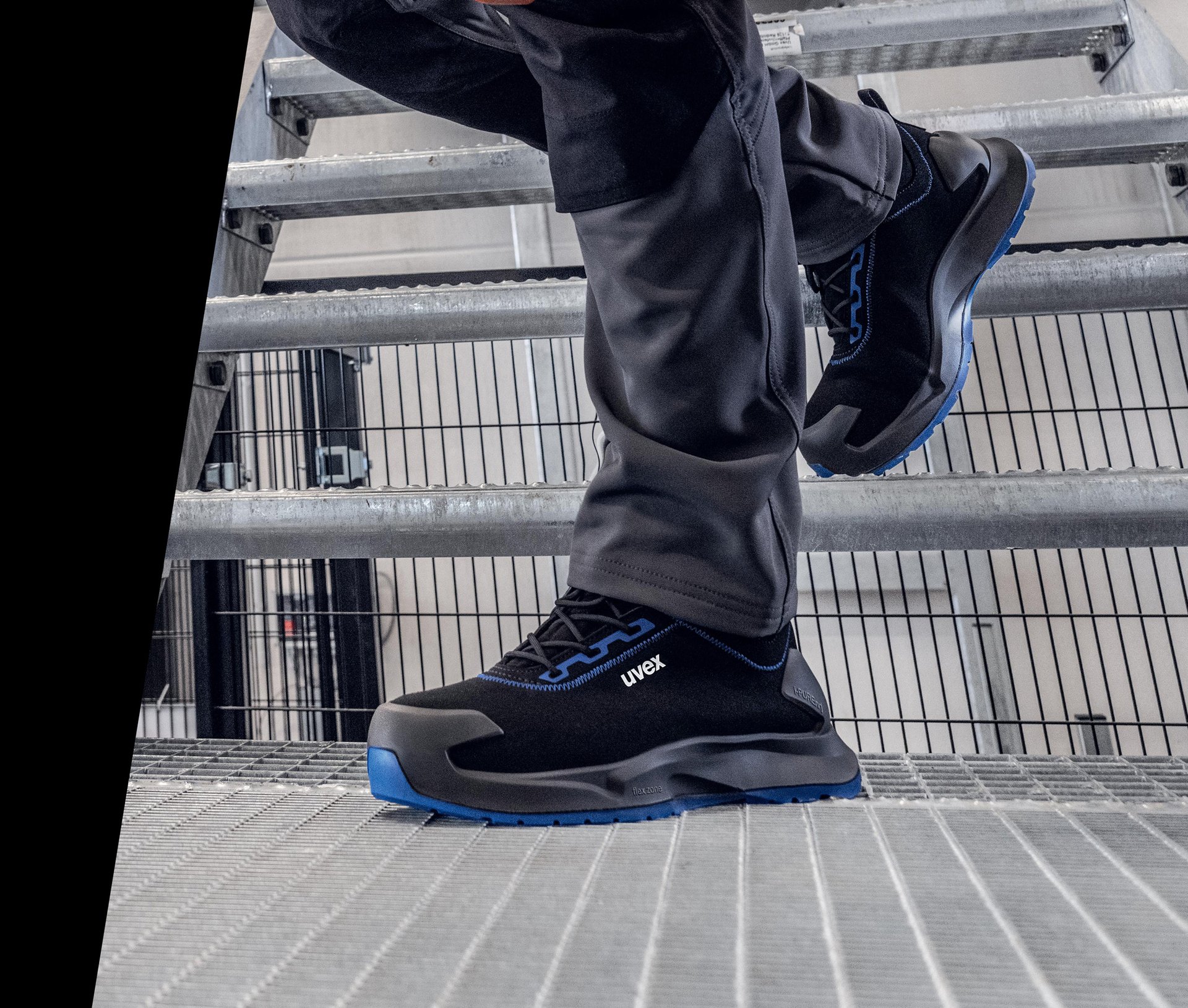 uvex S2 safety shoes for medium applications