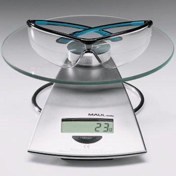 scale showing uvex sportstyle is just 23g