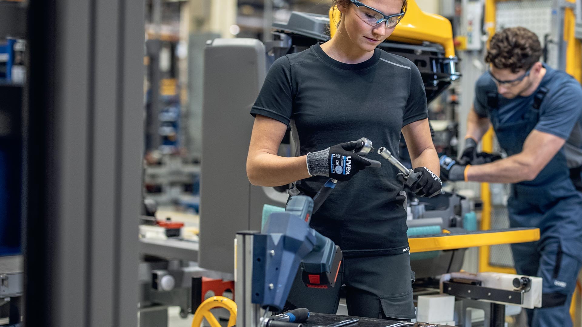 uvex phynomic offers superior protection