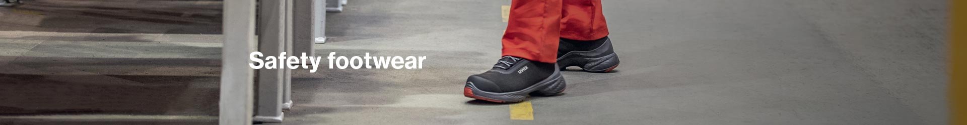 Lightweight safety footwear for manufacturing