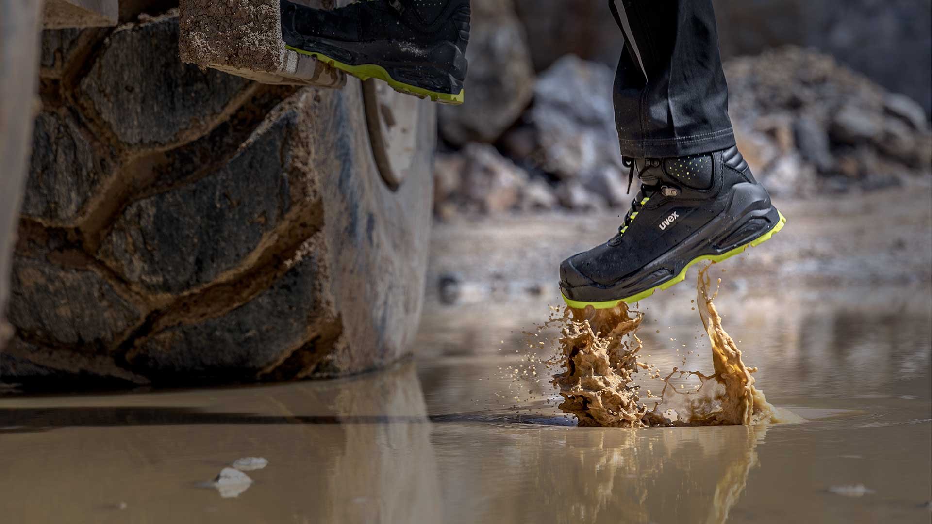 Waterproof vs water-resistant footwear