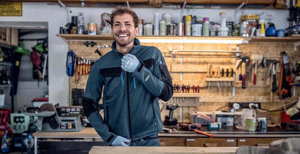 Trendy and functional workwear for do-it-yourselfers and hobbyists