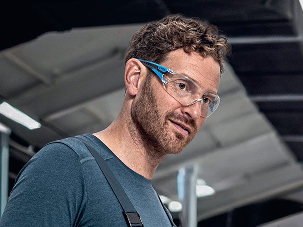Safety eyewear for vets