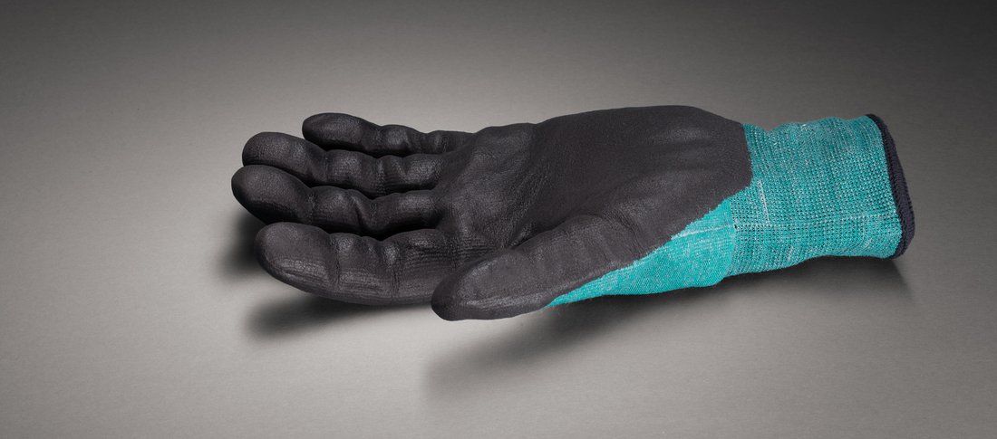 uvex Bamboo TwinFlex cut protection gloves with 3D ErgoFlex technology for optimum accuracy of fit