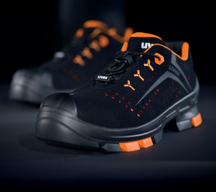 [Translate to Deutsch:] uvex safety shoes with toe cap