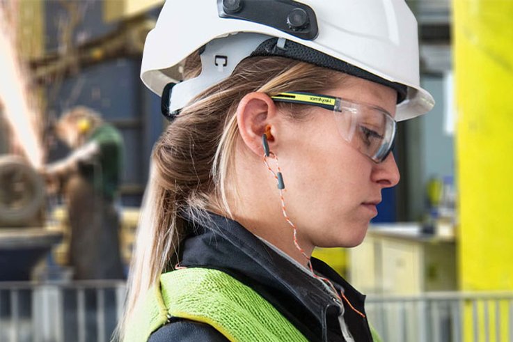 Women's PPE from uvex