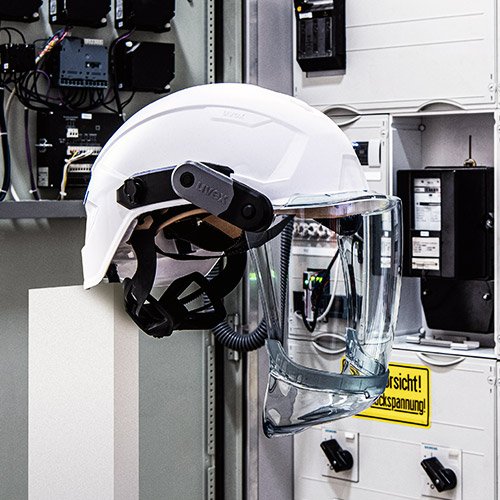 How do I know if my helmet is still safe?