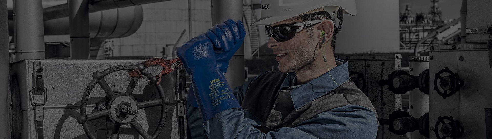 chemical protection gloves for industry machinery operation or work with oil, grease and chemicals