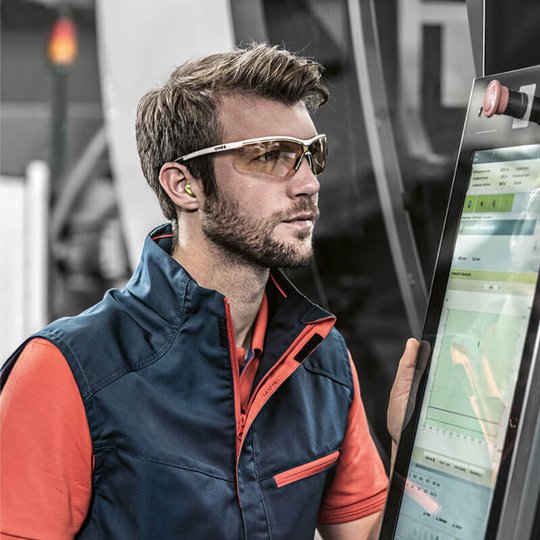 safety glasses with blue light protection cbr65