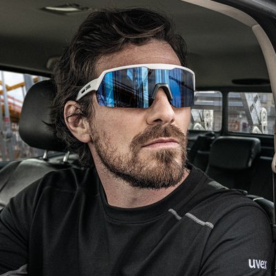 Stylish safety glasses uvex ultrashield