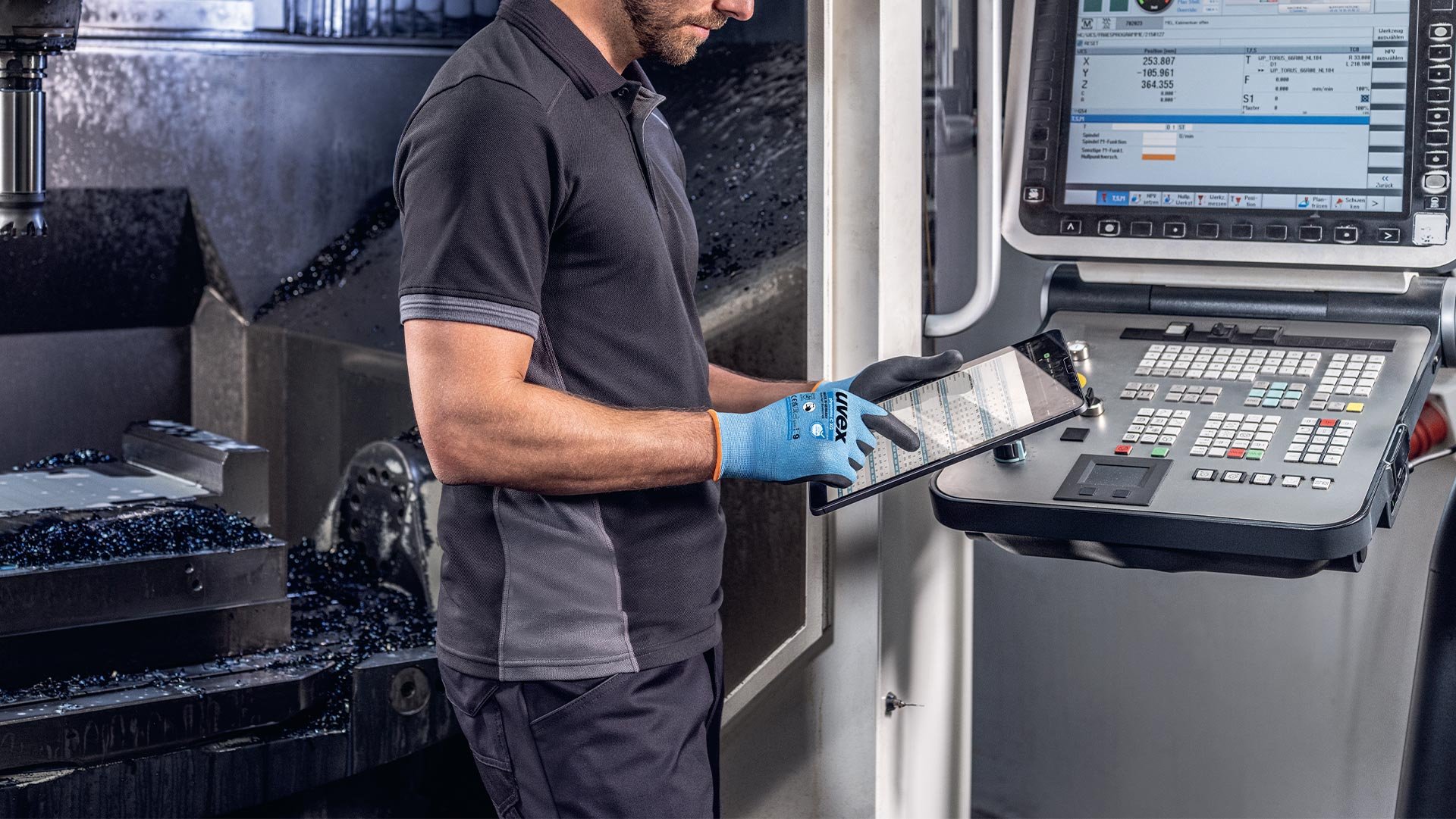 Safety gloves with touchscreen compatibility