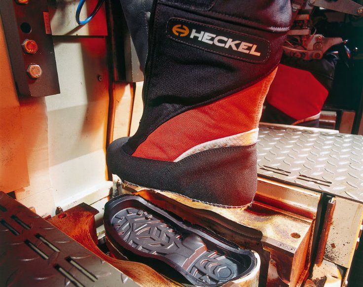 Heckel transfers its production of safety shoes to Italy in 2009