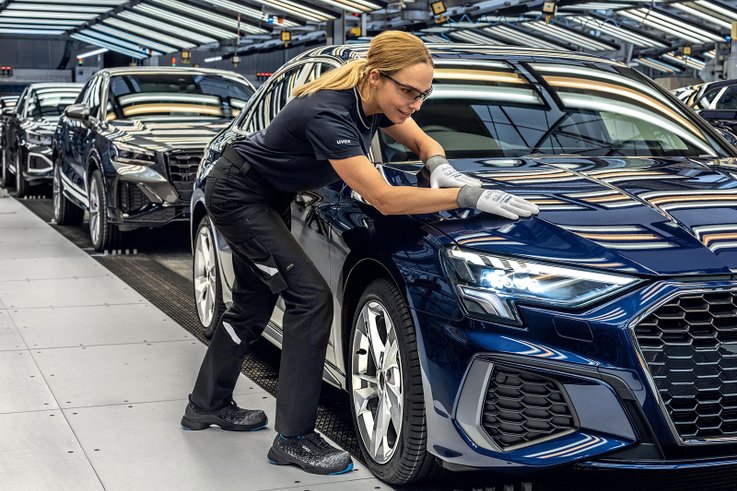 Moderne Damen-Workwear für die Automobilindustrie