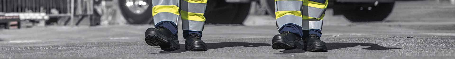 Robust safety footwear