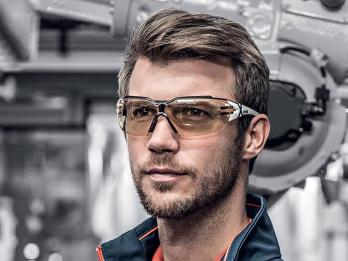 Safety glasses advisor uvex