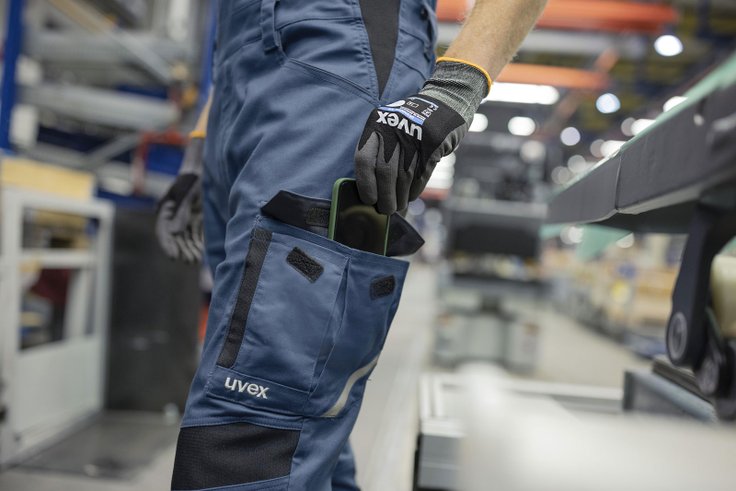 uvex suXXeed industry sportliche Workwear für Industriearbeiter mit praktischen Taschen