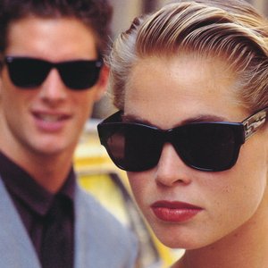 Models with Filtral sunglasses, advertising