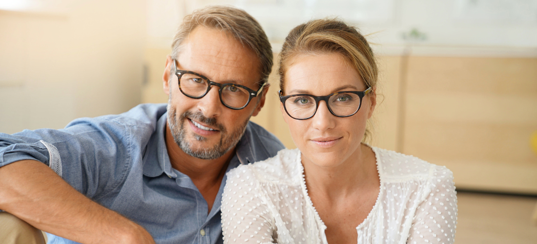 header image, reading glasses face shape guide