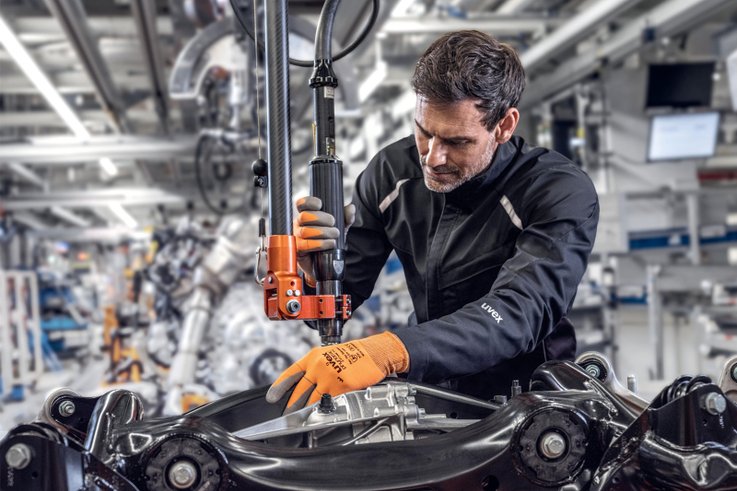 modern workwear for men in automotive industry